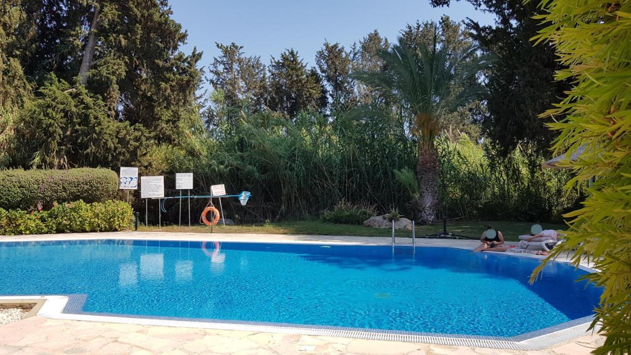 Paradise Gardens IV 2 Bd Amazing Apartment Pafos Exterior foto