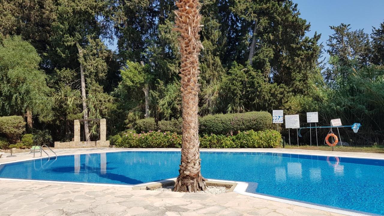 Paradise Gardens IV 2 Bd Amazing Apartment Pafos Exterior foto