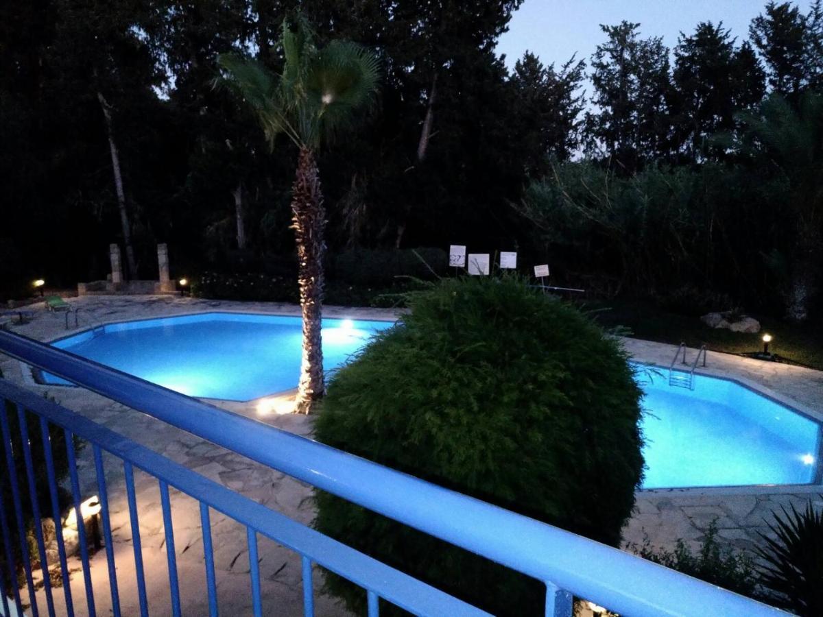 Paradise Gardens IV 2 Bd Amazing Apartment Pafos Exterior foto
